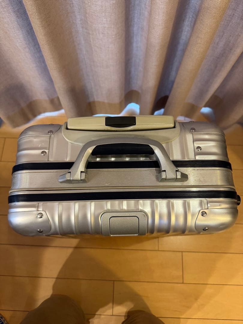 廃番・希少モデル　RIMOWA リモワ　シルバーインテグラル　 35L