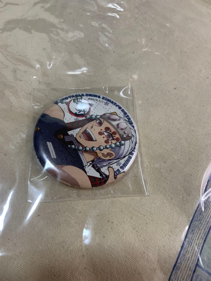 鬼滅の刃　ショッピングバッグ　缶バッジ付き　宇髄天元