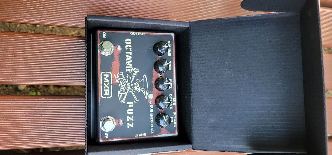 BOSS PW-10ワウペダルとEV-30エクスプレッションペダルセット