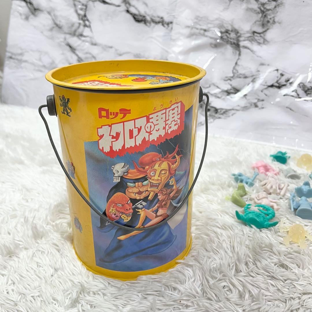 昭和レトロ コレクター必見 ネクロスの要塞 缶 + ソフビ 30体以上 セット
