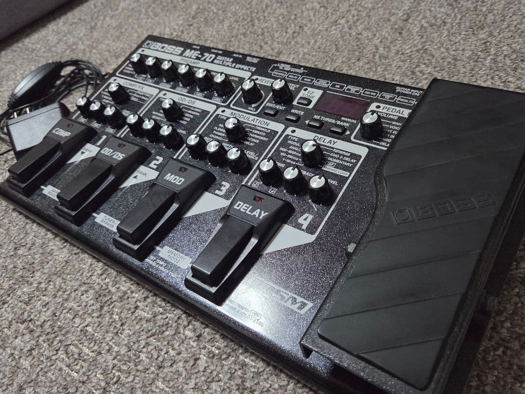 BOSS ME-70 マルチエフェクター
