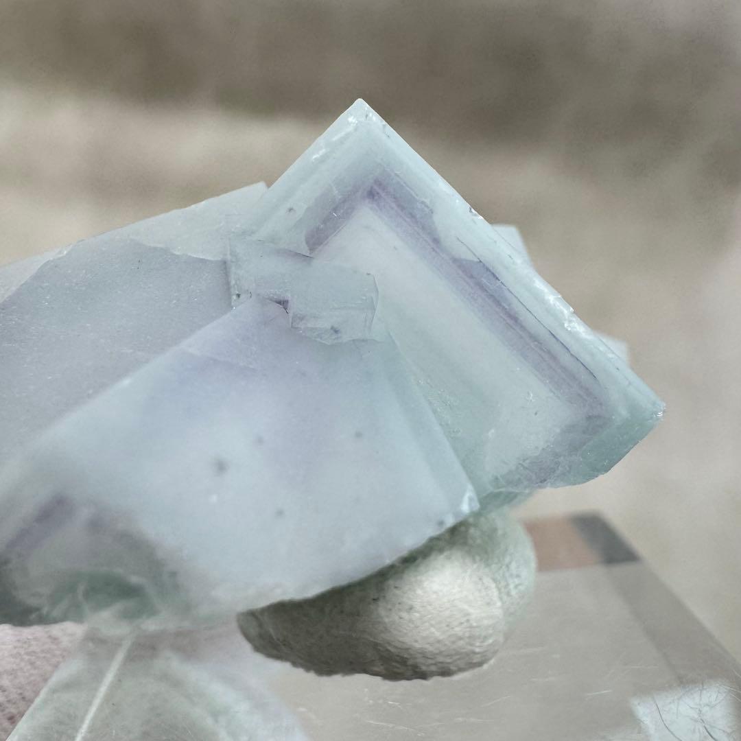 【D154】ポーセリンフローライト ヤオガンシャン 原石 鉱物 標本