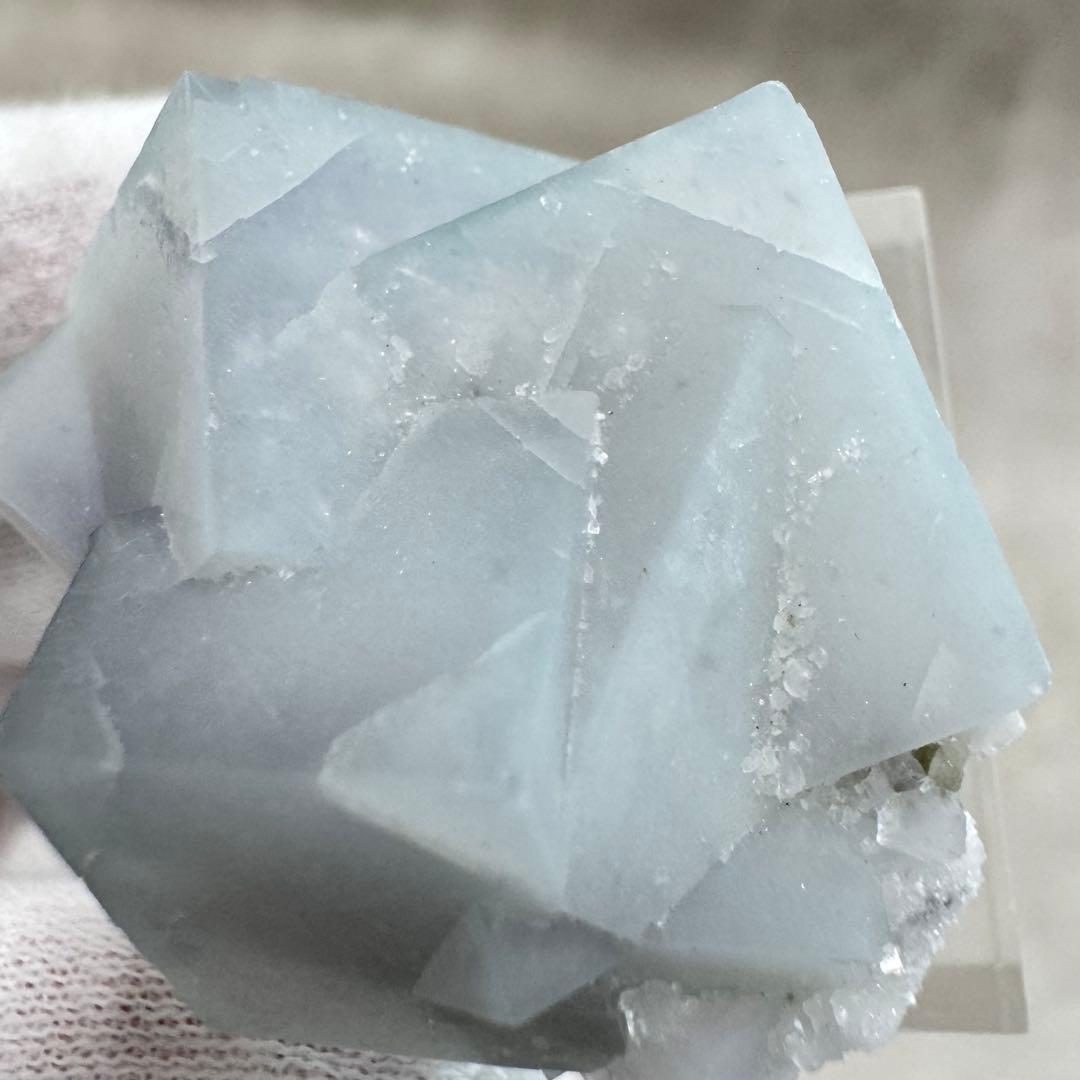 【D154】ポーセリンフローライト ヤオガンシャン 原石 鉱物 標本