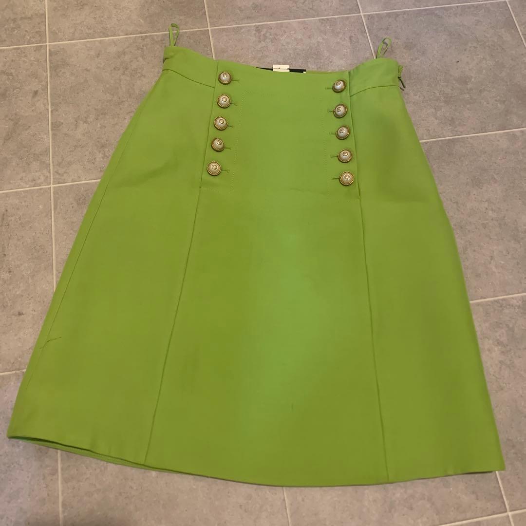 GUCCI ロゴ　パールボタン　スカート　38