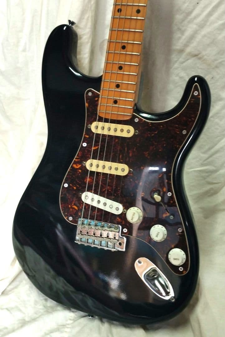エドワーズ　ストラトキャスター　カスタムラボ
