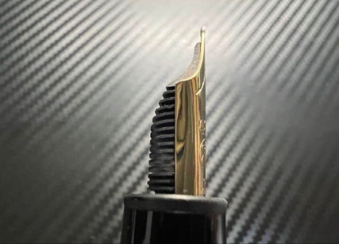 モンブラン マイスターシュテュック 146 万年筆 F 細字 14K 全金