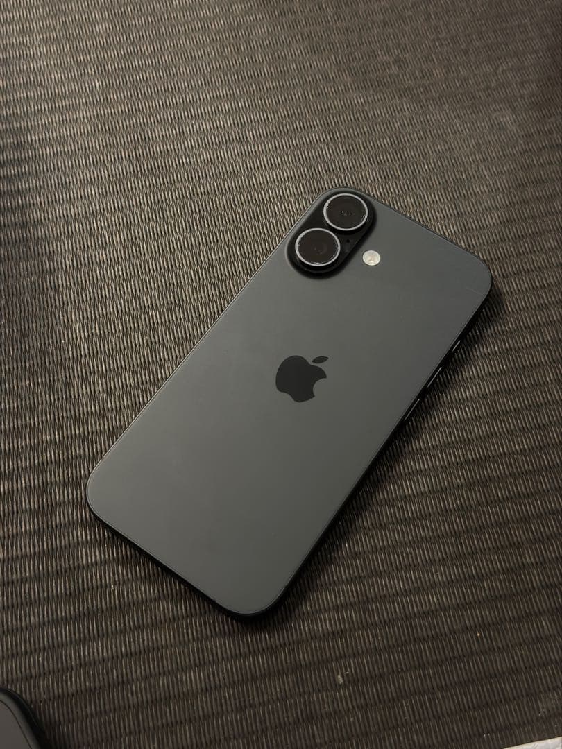 携帯電話本体 iPhone 17 black