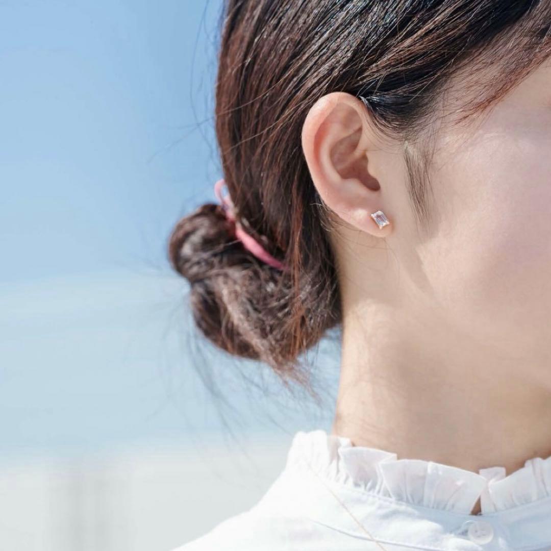 【新品】L&Co. K10 誕生石 スクエア スタッドピアス ホワイトトパーズ