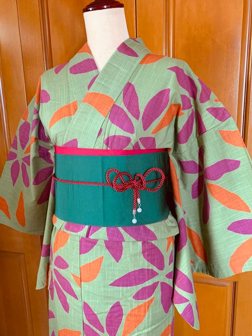 Sybilla シビラ　お花と葉っぱの浴衣と博多織の半幅帯と真田紐と帯留めセット