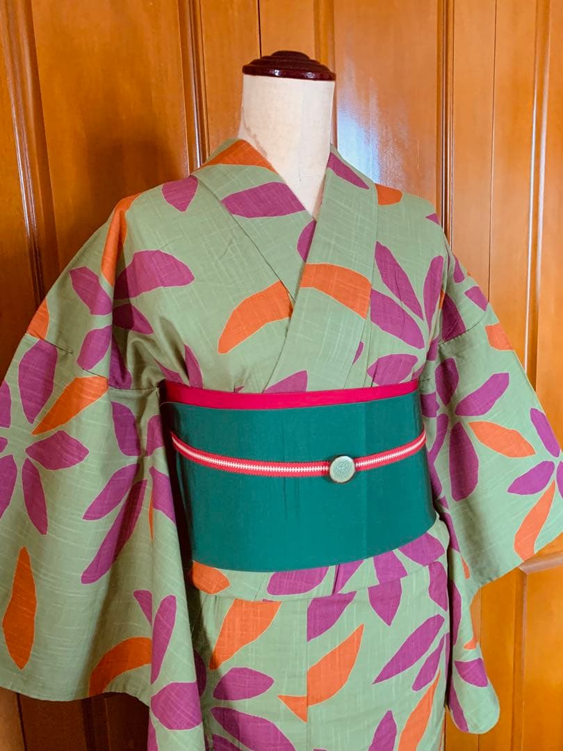 Sybilla シビラ　お花と葉っぱの浴衣と博多織の半幅帯と真田紐と帯留めセット