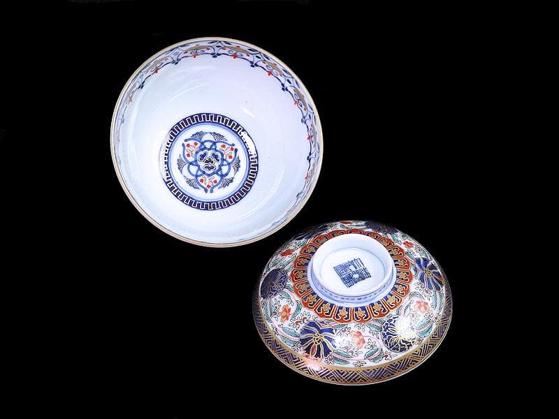 古伊万里　金襴手　瓔珞紋に花の図　蓋茶碗　江戸期　C000AS-CJa