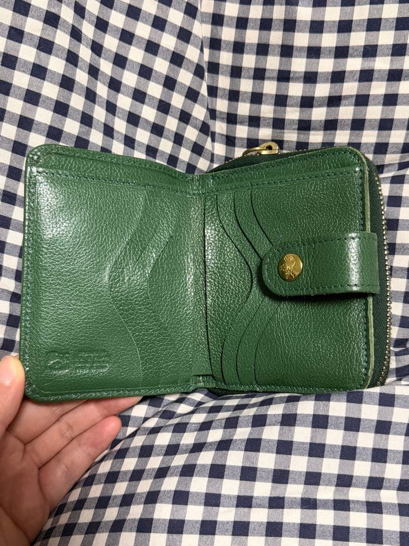 イルビゾンテ　ILBISONTE グリーンレザー 二つ折り財布