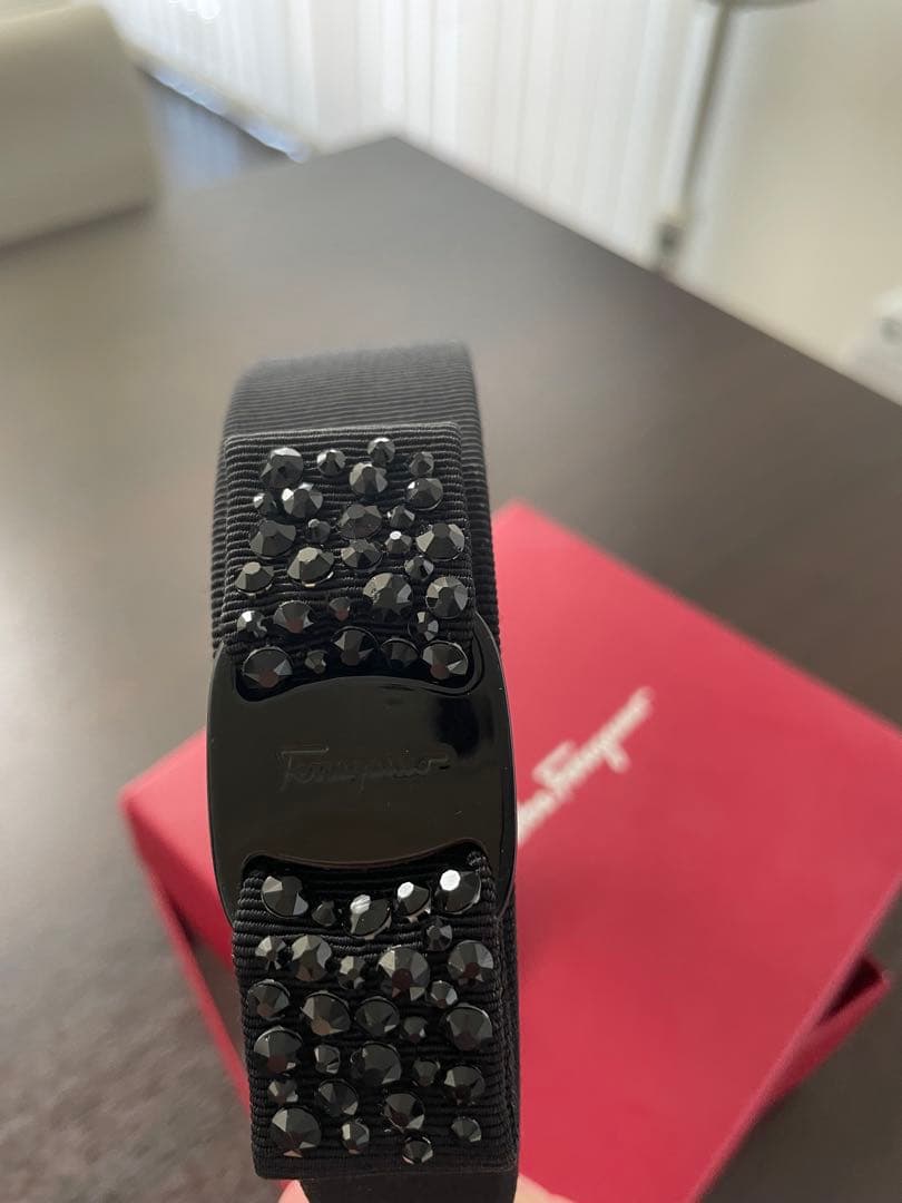 Salvatore Ferragamo フェラガモ　カチューシャ