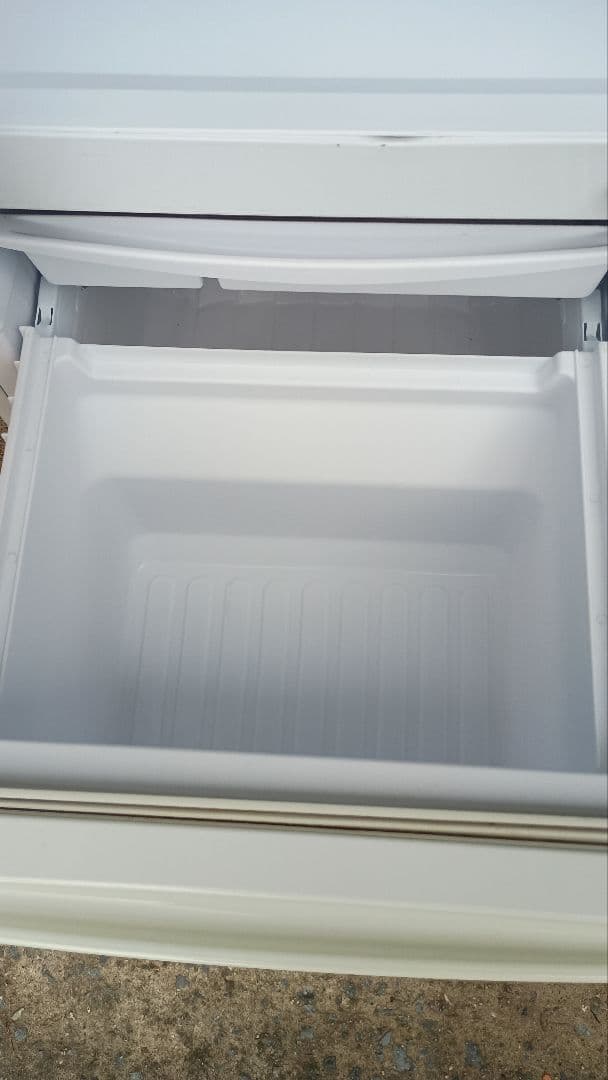 SHARP 冷凍冷蔵庫 SJ-D14D-W 2018年製