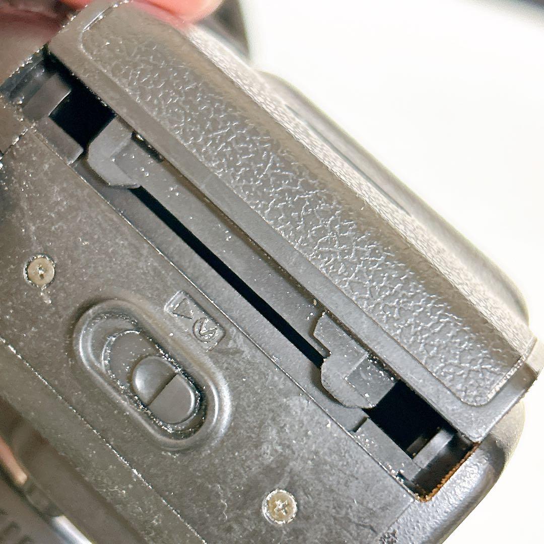 【現状品】Nikon F80 一眼レフ 35mmフィルムカメラ ストラップ付