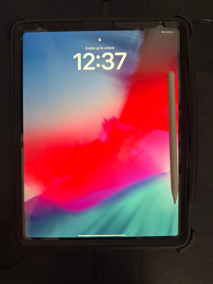 iPad Pro (第3世代) スペースグレーとペンシル