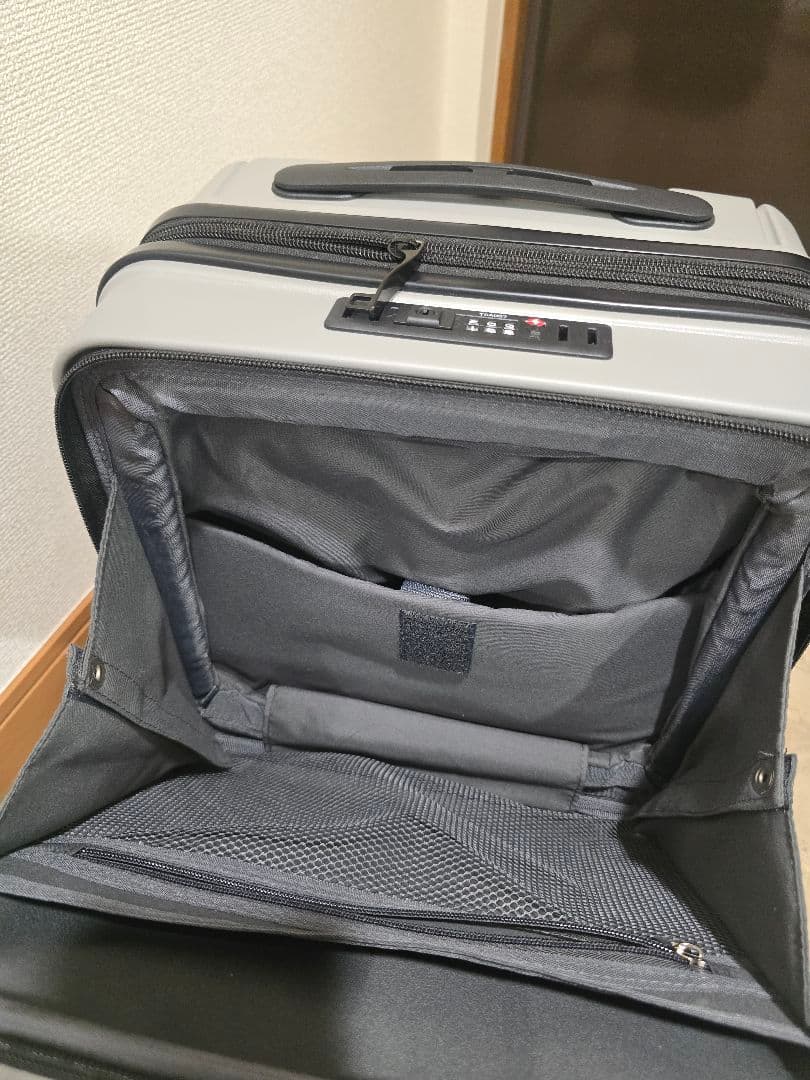 機内持ち込みスーツケースTIERRAL TORERU ティエラル トレル グレー