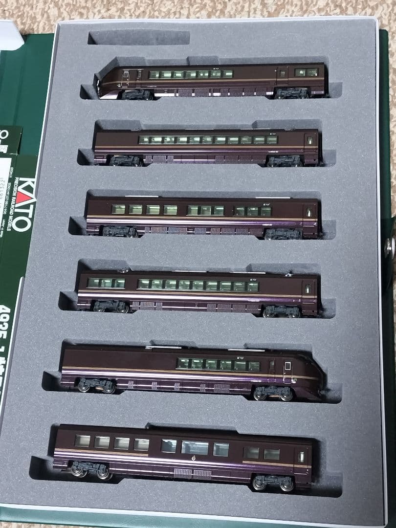 KATO E655系なごみ　5両セット＋特別車両1両