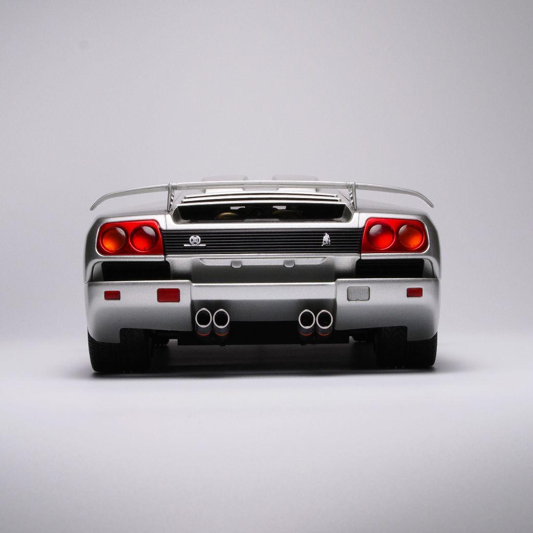 オートアート 1/18 ランボルギーニ ディアブロ SE30 イオタ シルバー