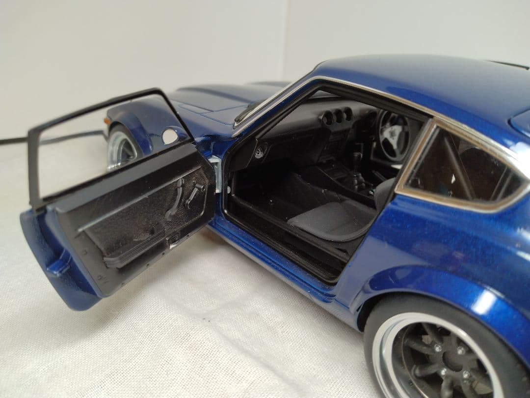 オートアート　1/18　湾岸ミッドナイト　悪魔のZ　日産　フェアレディZ