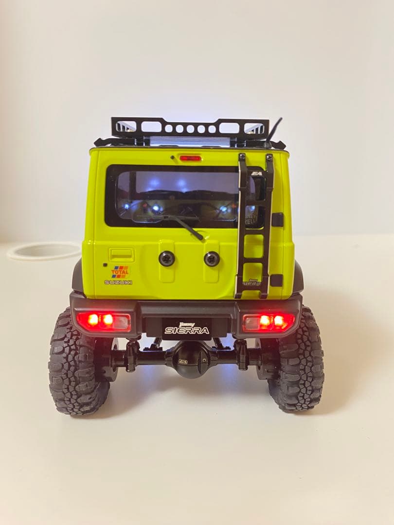 ミニッツ4x4 Suzuki Jimny Sierra ラジコンカー LED付き