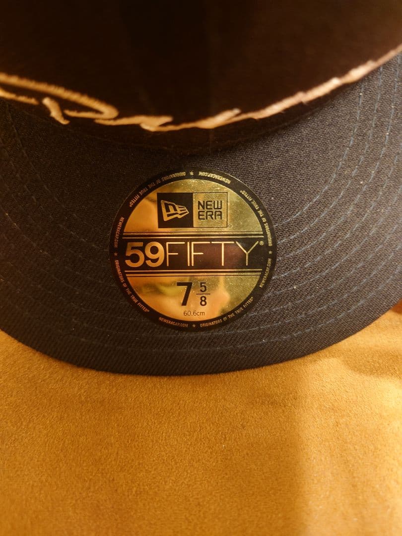 お*様 USED品 Supreme Classic Script New Era