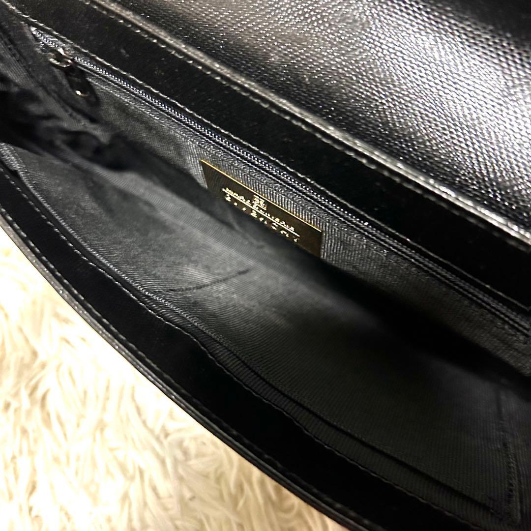 美品　GIVENCHY レザー　ハンドバッグ　4Gロゴ　肩がけ　フォーマル　黒