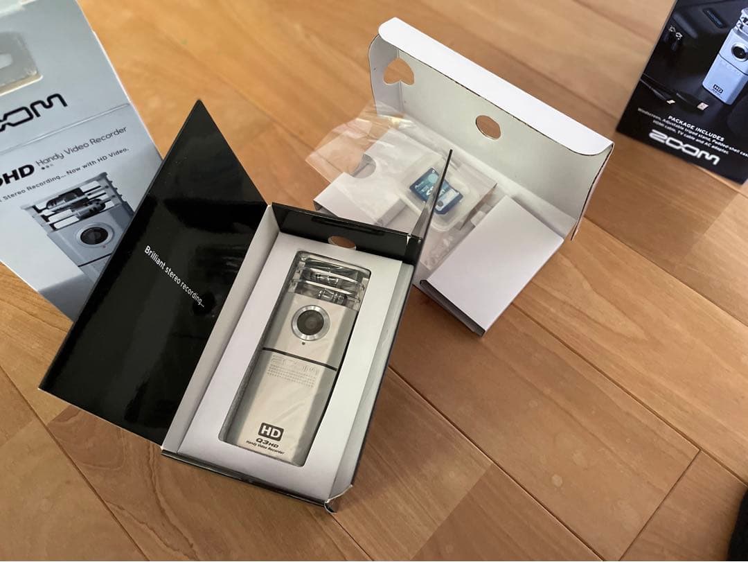 ZOOM Q3HD とAccessory pack