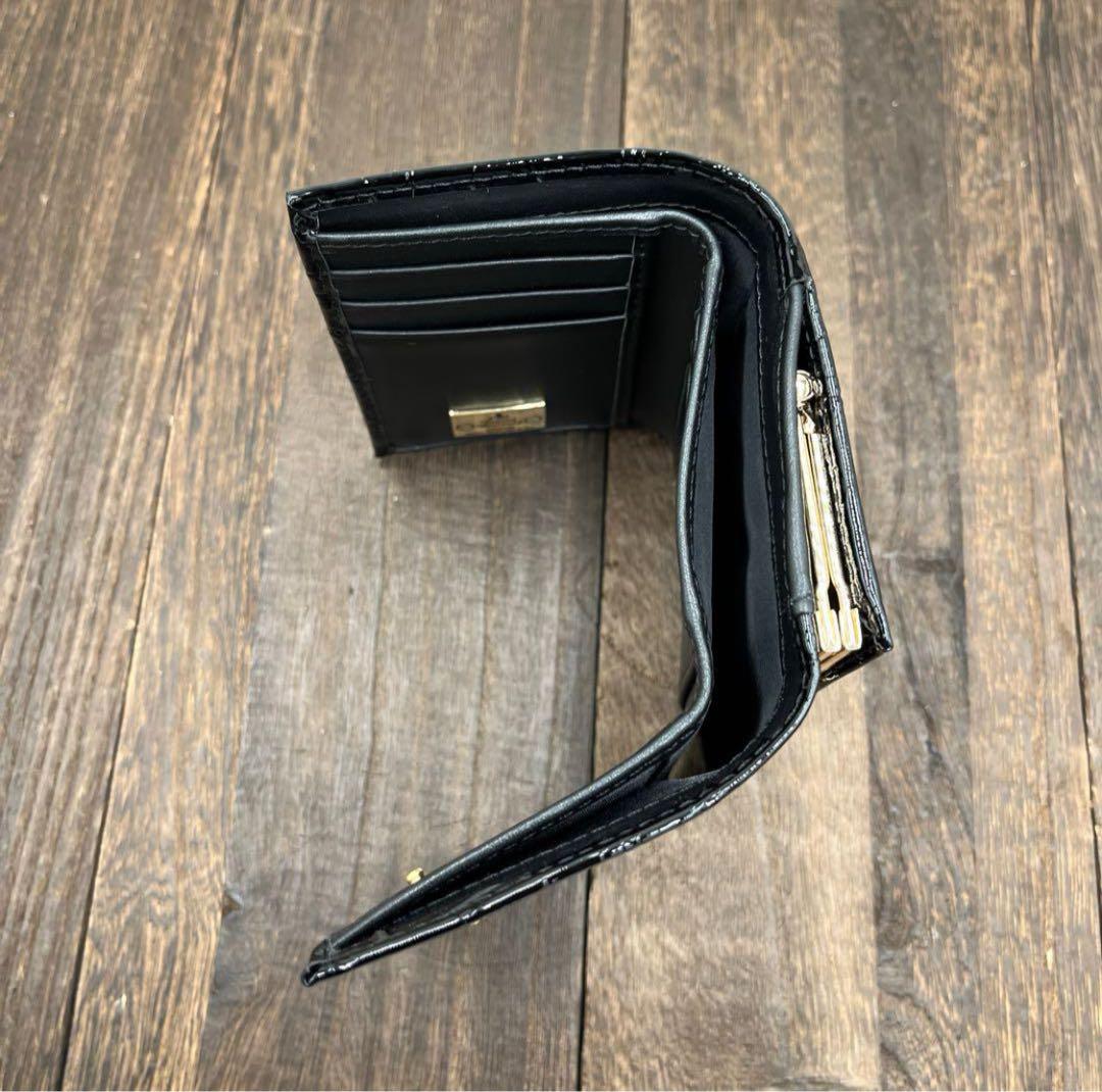 新品未使用　ヴィヴィアンウエストウッド 三つ折財布　黒　エナメル　がま口　③