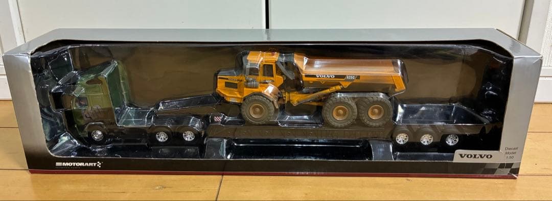 VOLVO 新品　FH16&A25Cダンプトラック