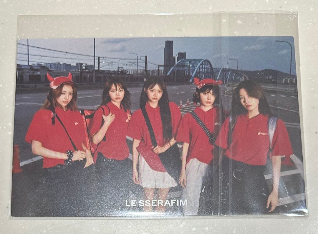 le sserafim サクラ spaghetti 直筆サイン ポストカード
