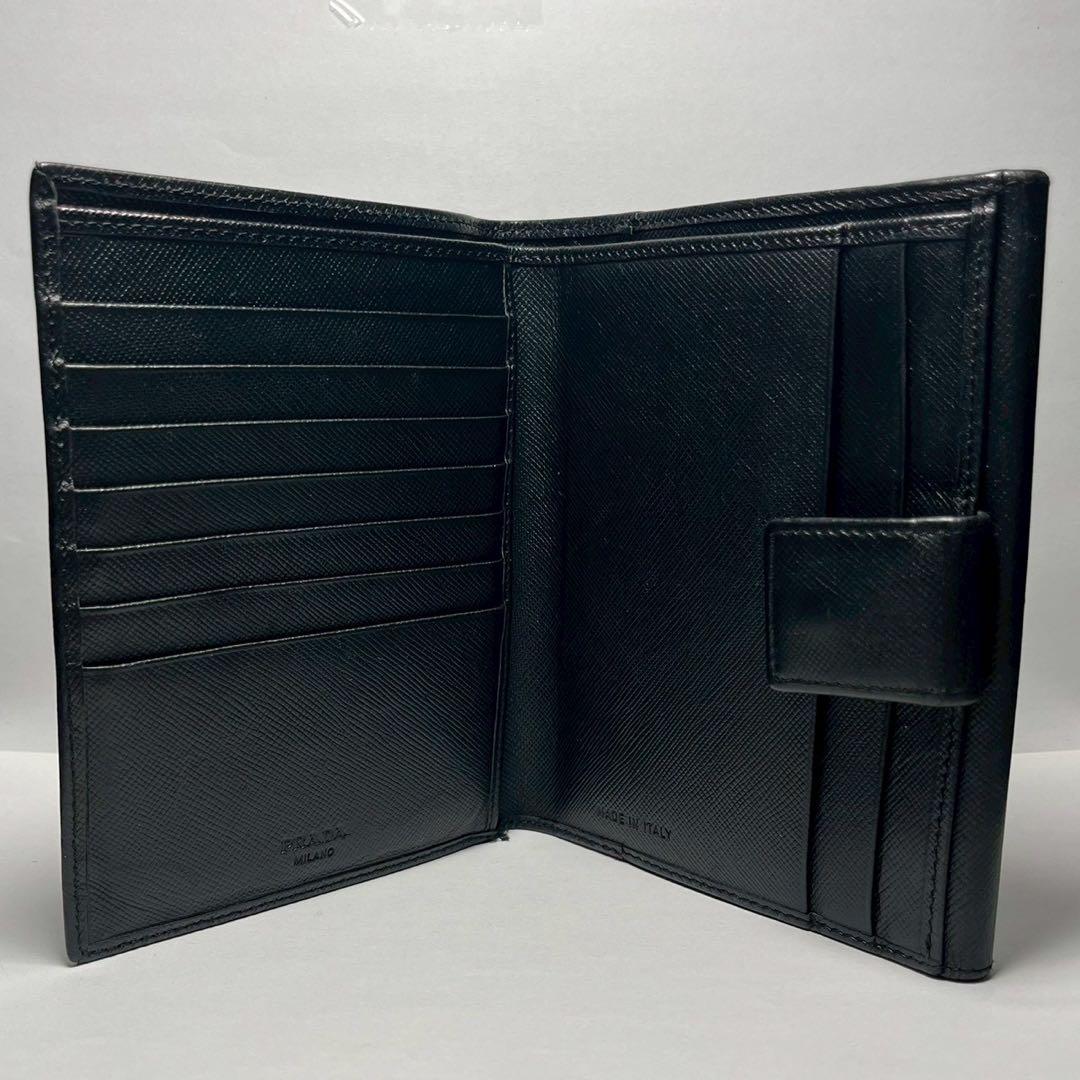 PRADA プラダ 二つ折り財布 三角プレート サフィアーノレザー ブラック