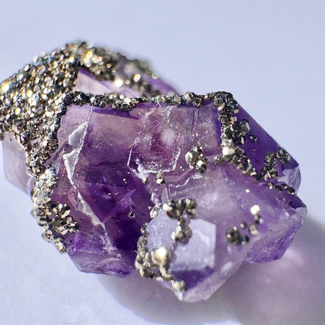 520 中国 内モンゴル産 レアタイプ フローライト&パイライト