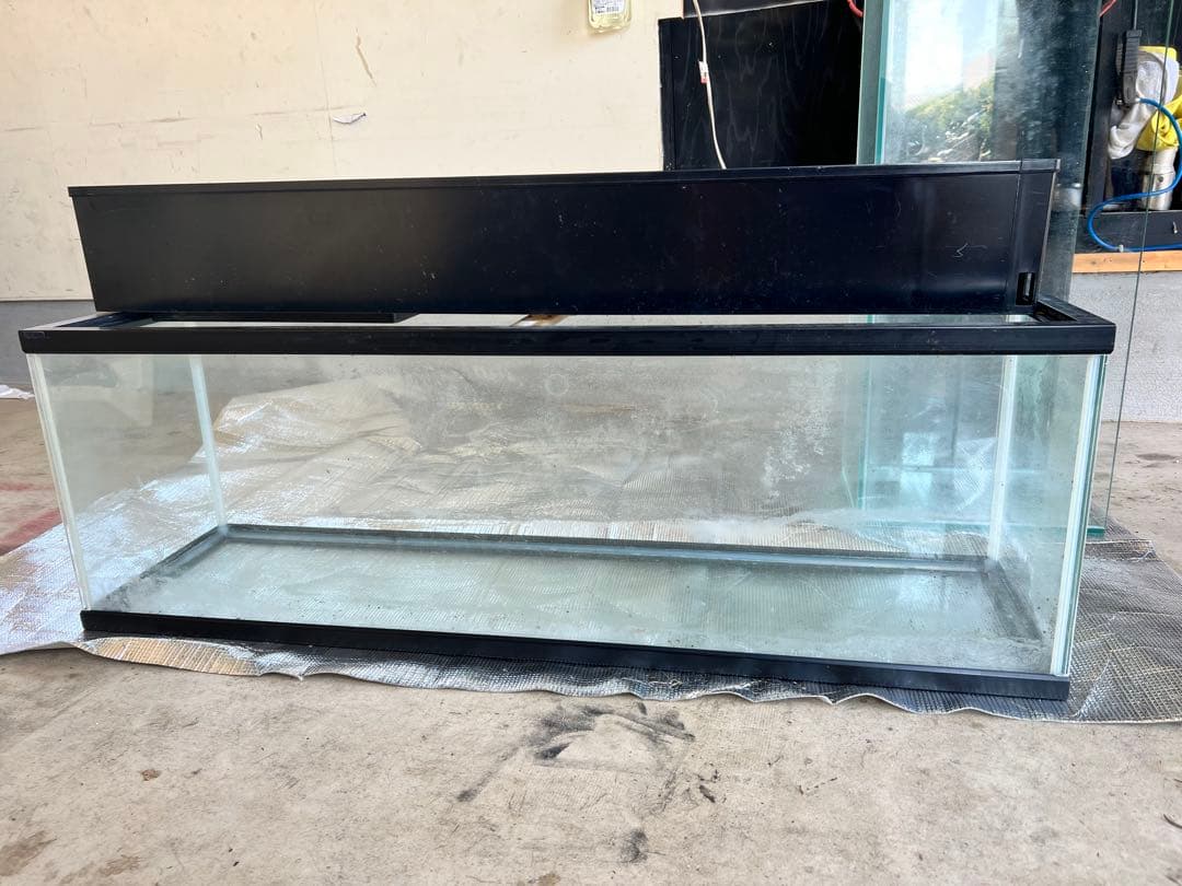 1200水槽　濾過層付き　コトブキ水槽台付き