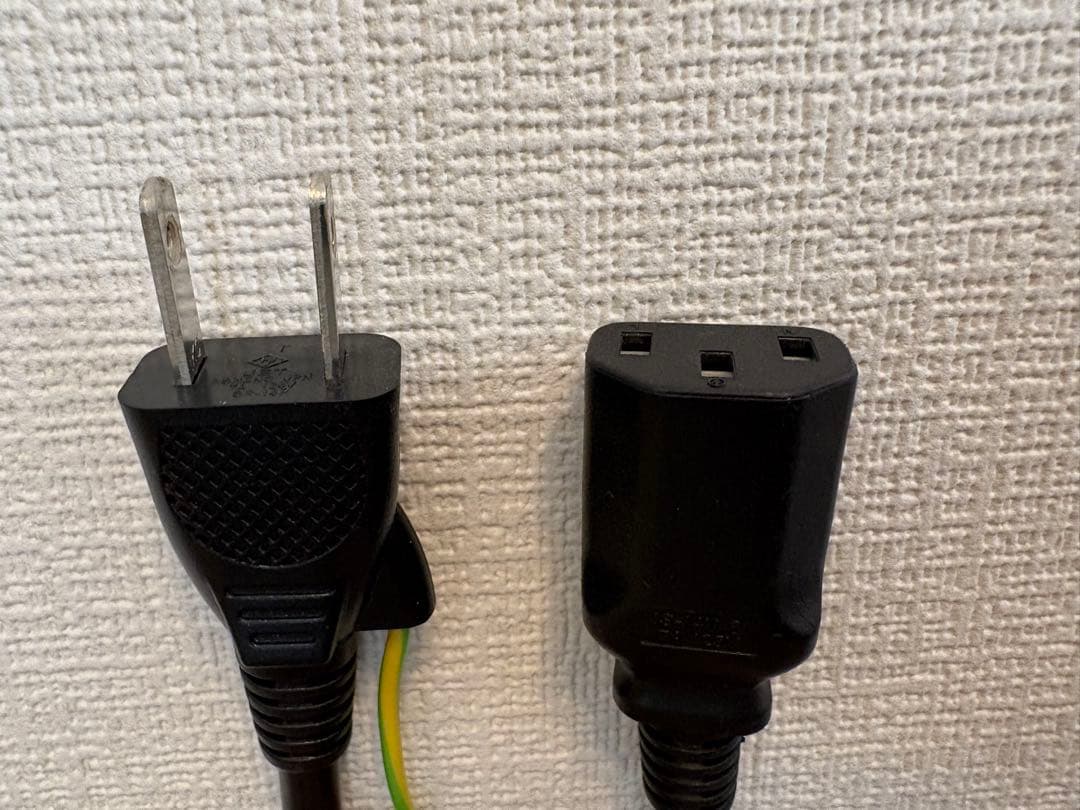 Dell 32 4K UHD ゲーミングモニター G3223Q 144hz