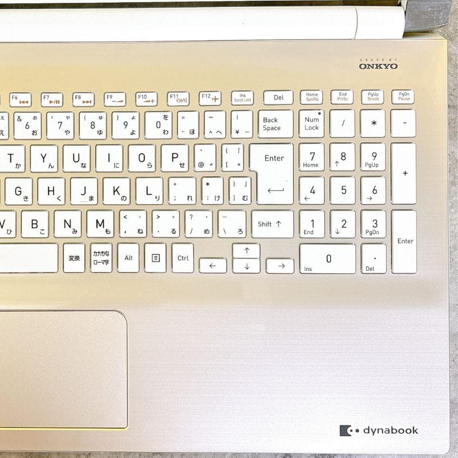 おしゃれゴールド❣快適SSD✨メモリ16GB✨Win11カメラ付 フルHD 薄型