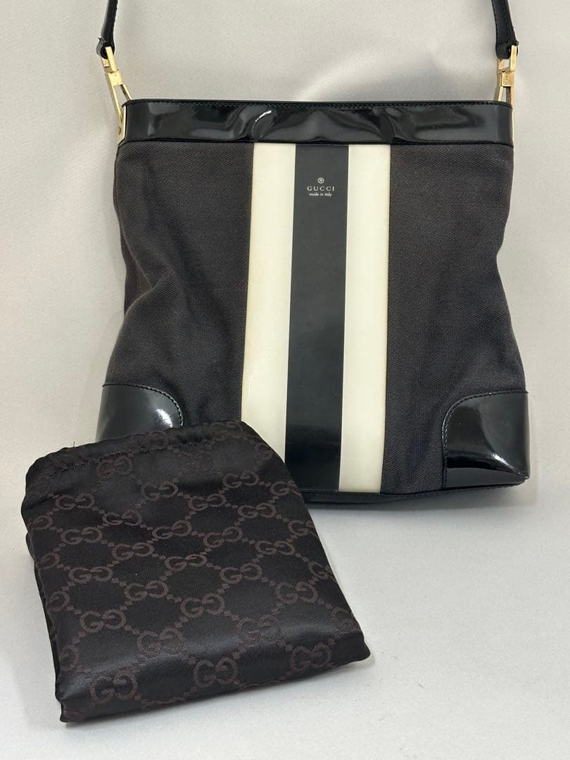 GUCCI グッチ キャンパス ワンショルダーバッグ