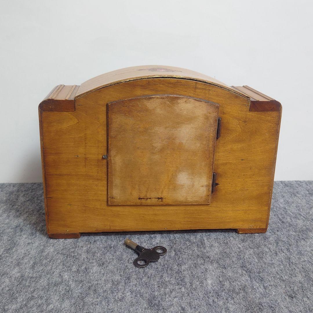 レトロ 置時計 1959年製 木製 鍵付き　上海南海 555