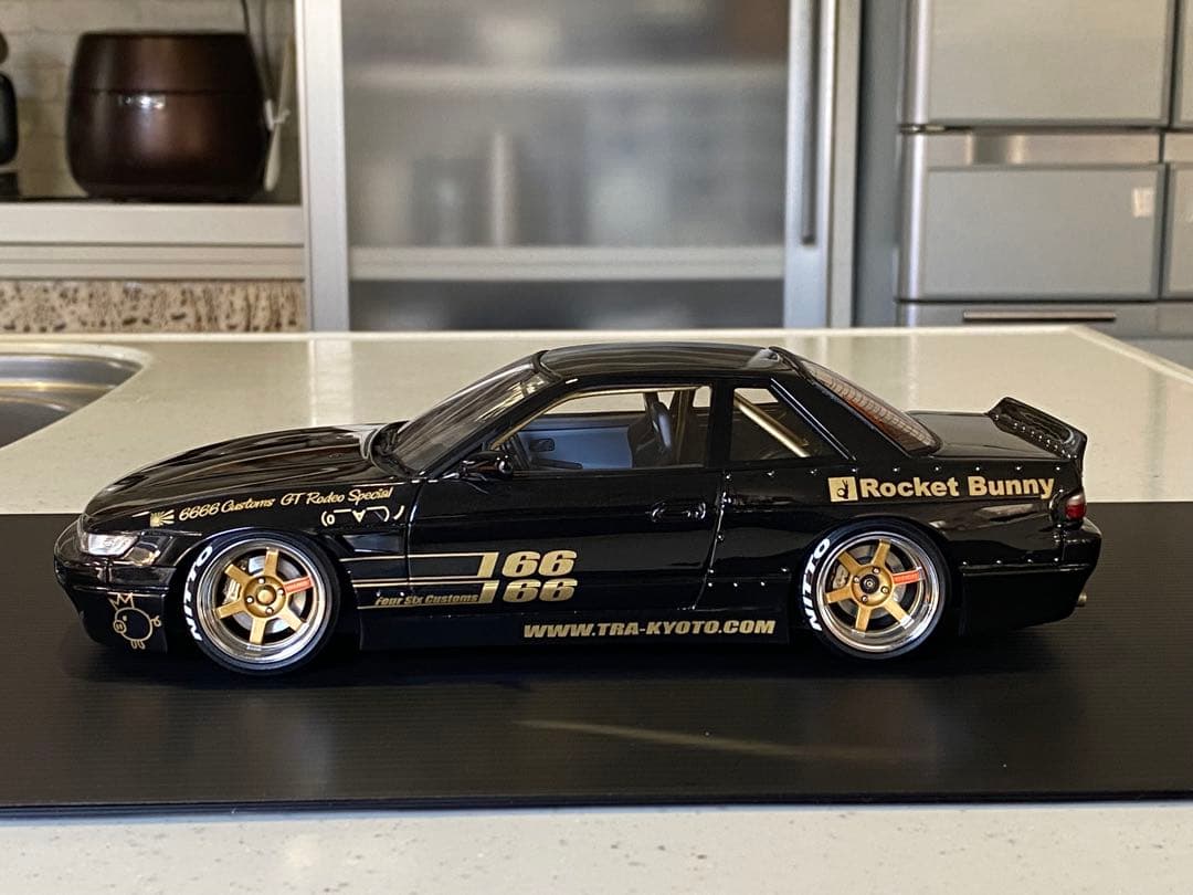 Rocket Bunny S13 イグニッションモデル　18／1スケール