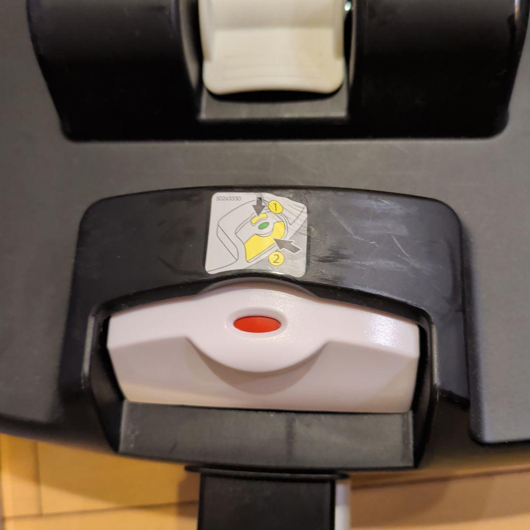 りゅーき【美品】doona ISOFIX Base