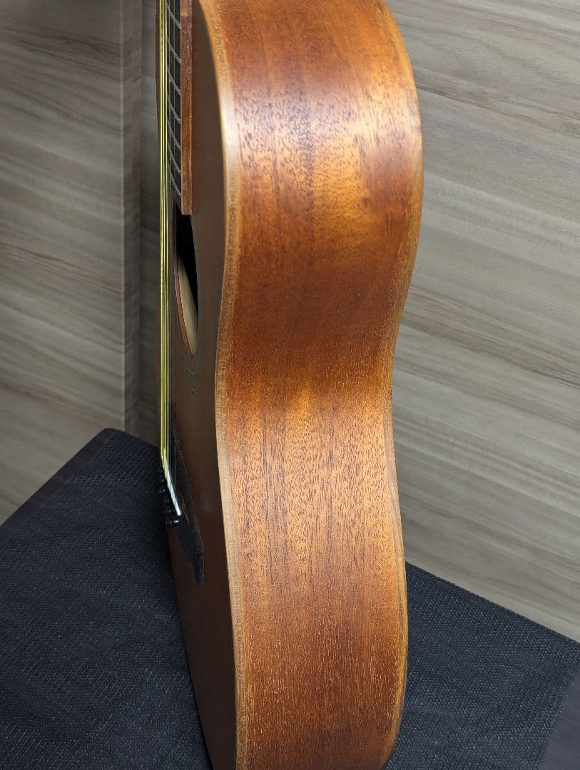 KALA KA-GTR-PLR パーラーギター シダー単板