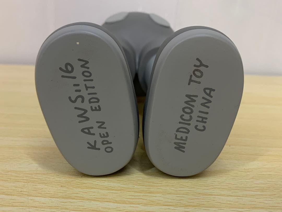 その他 VINYL COLLECTIBLE DOLLS KAWS COMPANION