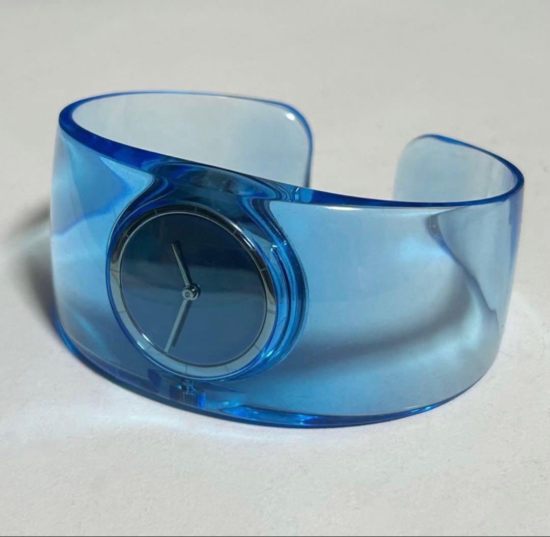 ISSEY MIYAKE O クリア時計 青色 透明 バングル腕時計