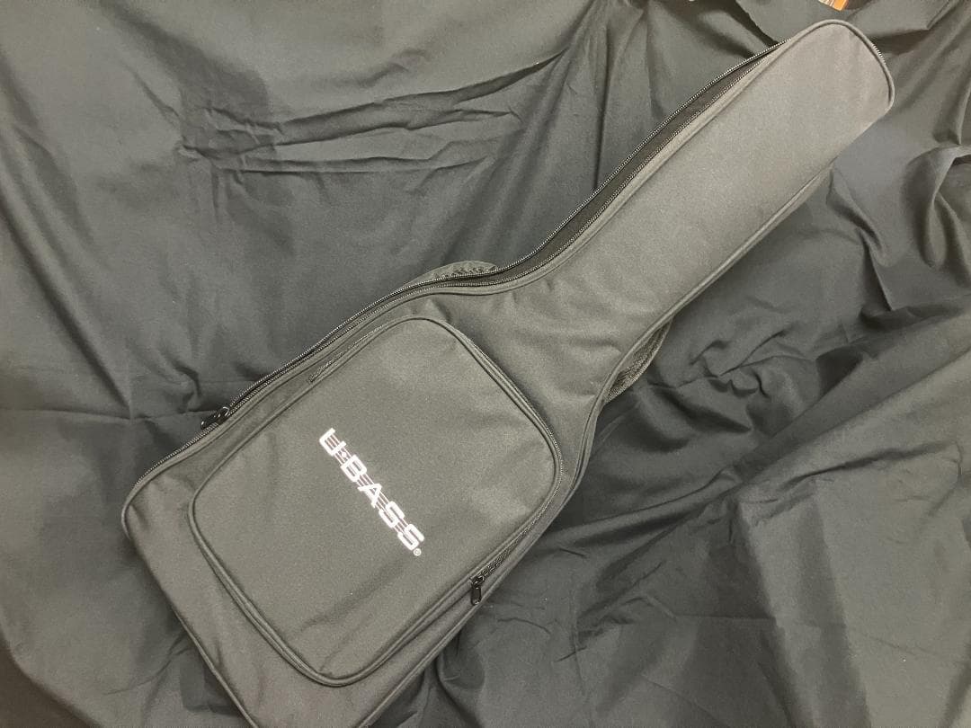 ★年末年始セール 価格★【未使用】KALA ５弦ウクレレベース（黒）専用ケース付