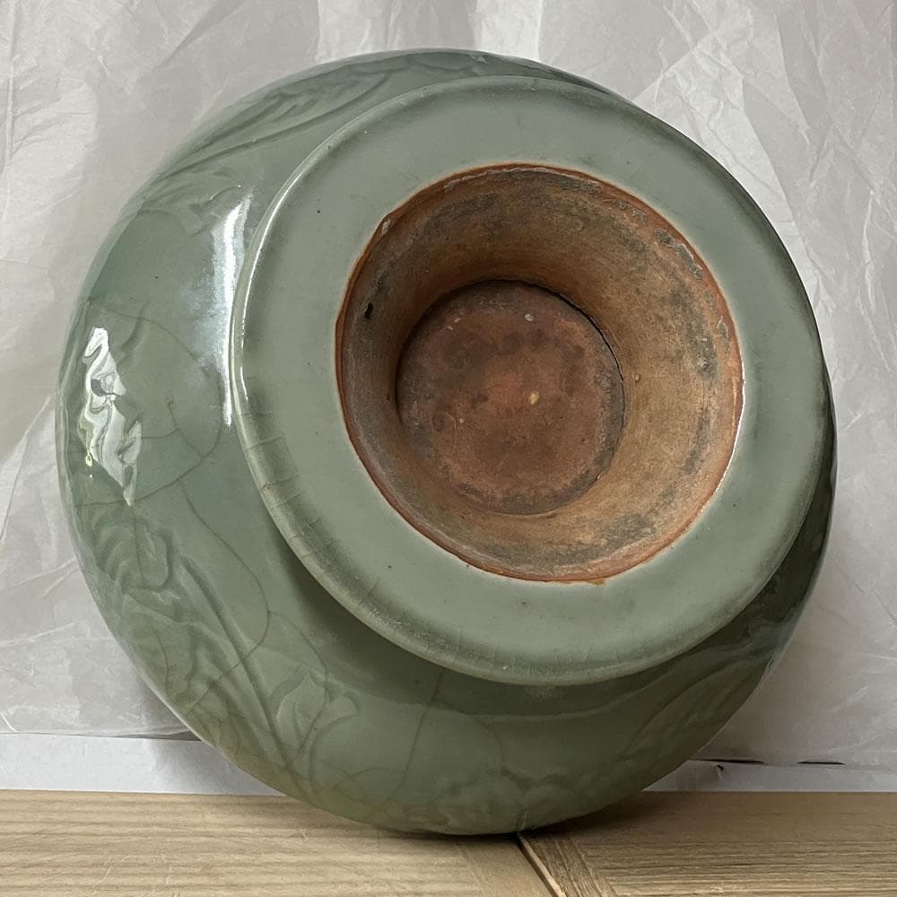 y046 中国古陶磁 青磁 印華紋 壺 木箱入り 花器 中国古美術