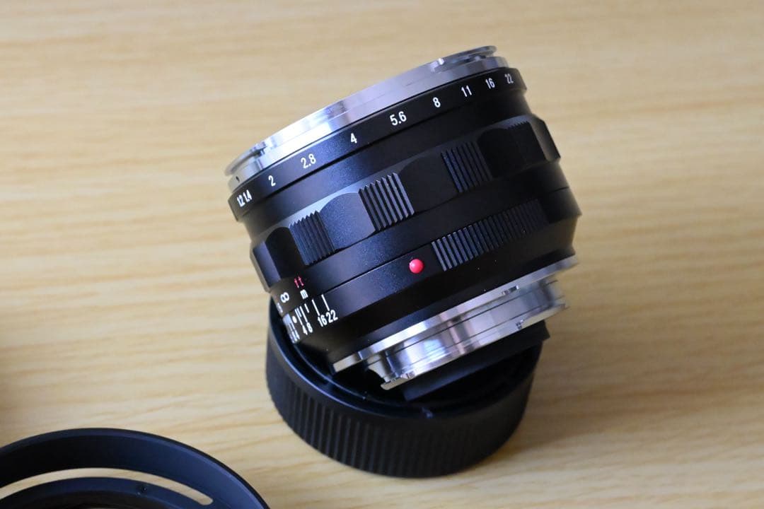 【美品フード付き】Voigtlandar Nokton 40mm f1.2 vm