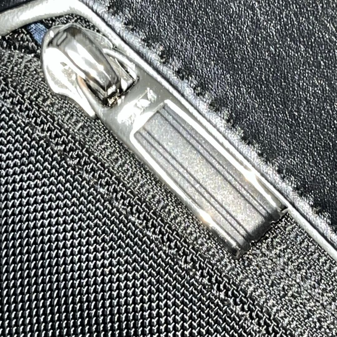 TUMI トゥミ　255001D2 ARRIVE ハミルトン スリム ブリーフ