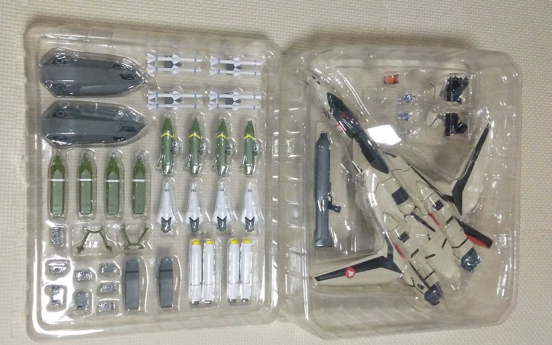 1/60　アルカディア　YF-19 with ファストパック　マクロスプラス