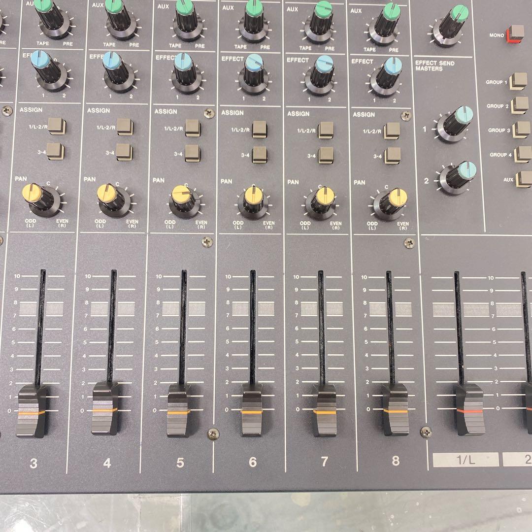 TASCAM M-108　8チャンネル入力アナログミキサー