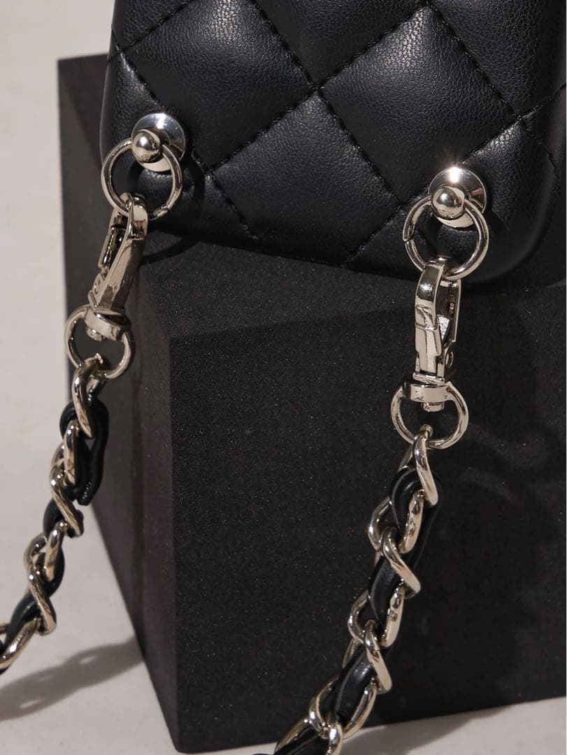 Darich ストーンロゴキルティングiPhone15ProMaxケース